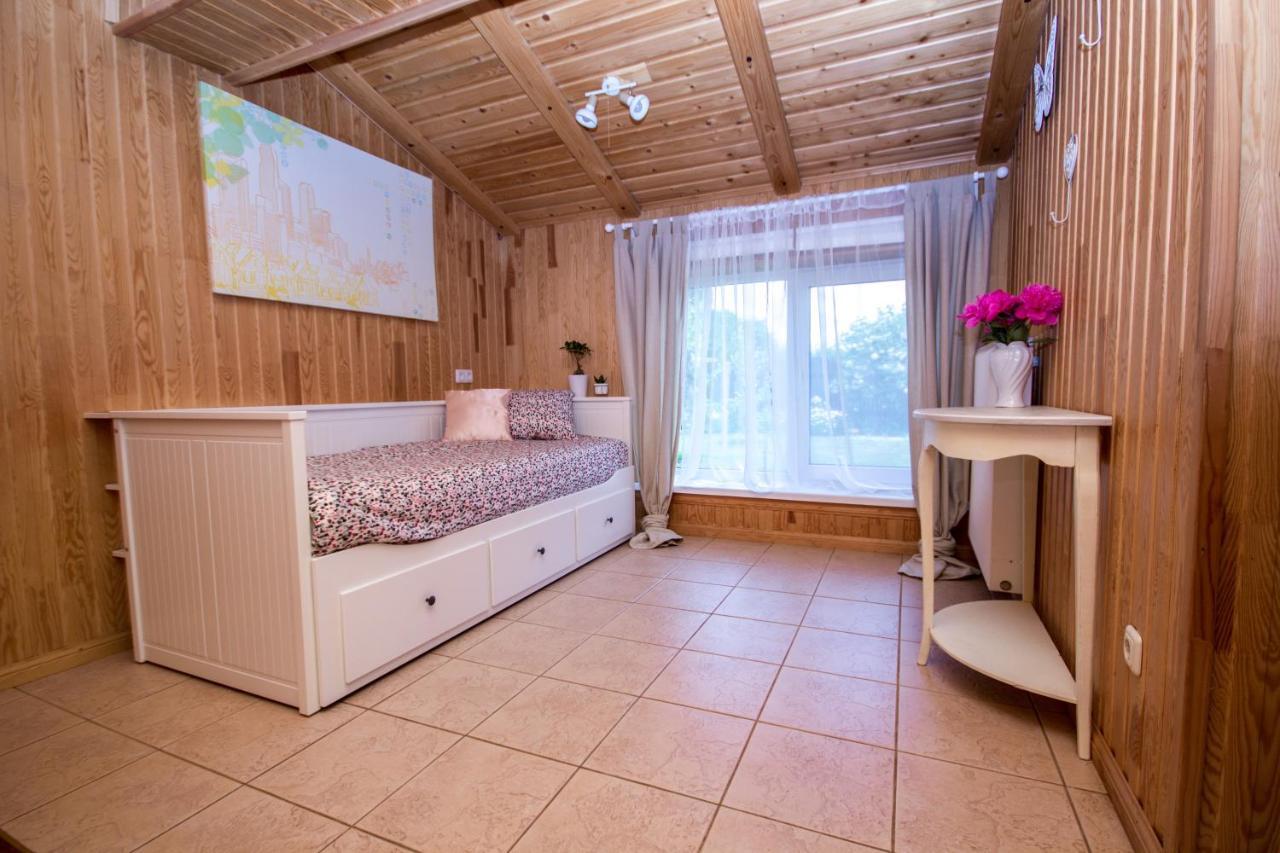 Flower Apartment Ventspils Exterior photo